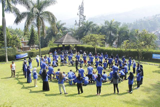Outbound Team Building